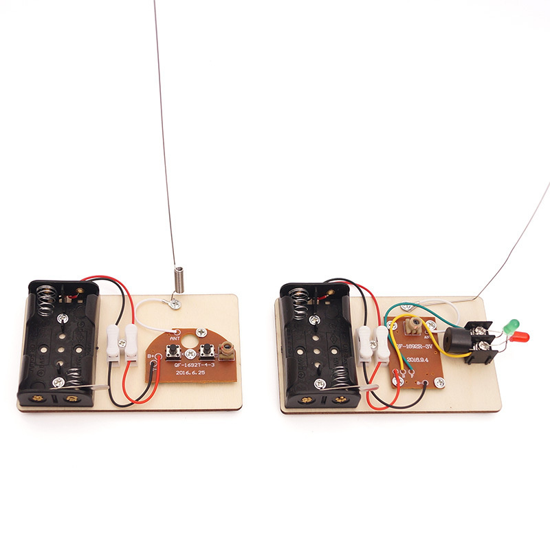 Table Tennis News - Wetenschapstechnologie voor kinderen Kleine productie DIY-telegraafmachine