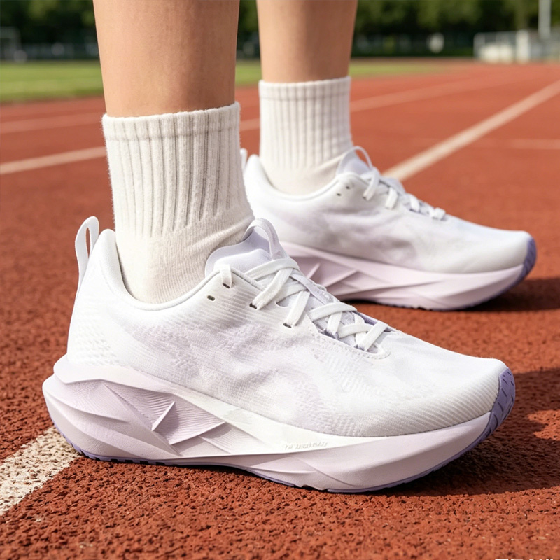 Asics Mid-Top hardloopschoenen - Table Tennis Shoes Asics recensie en prijs